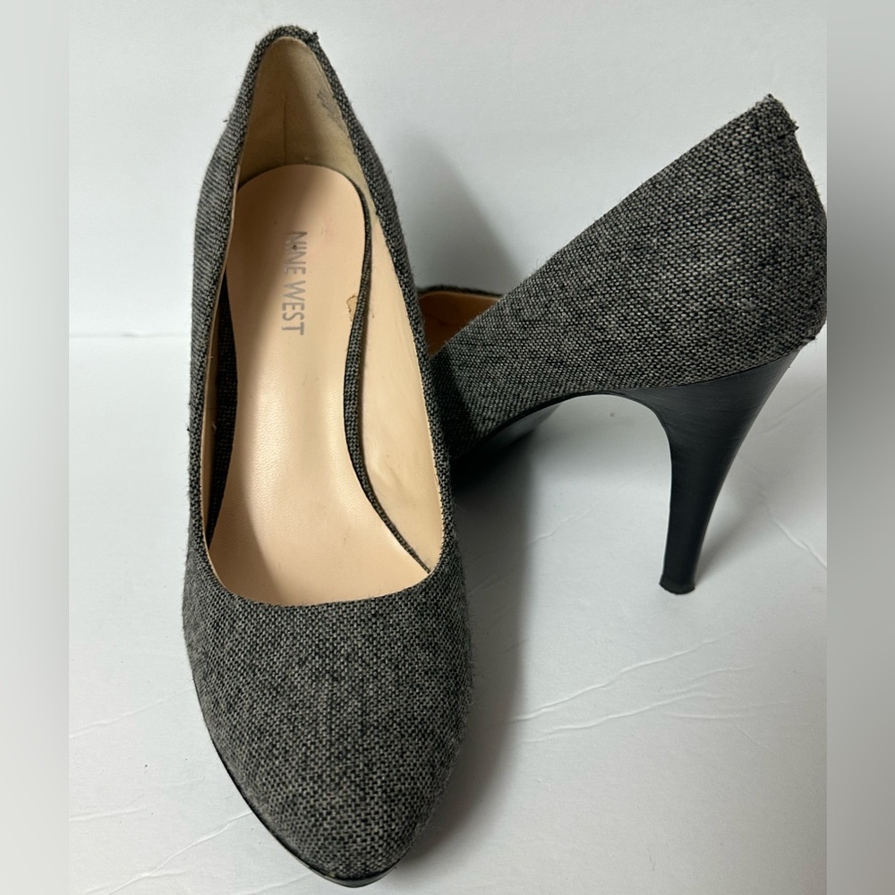 Nine West gray heels size 8.5